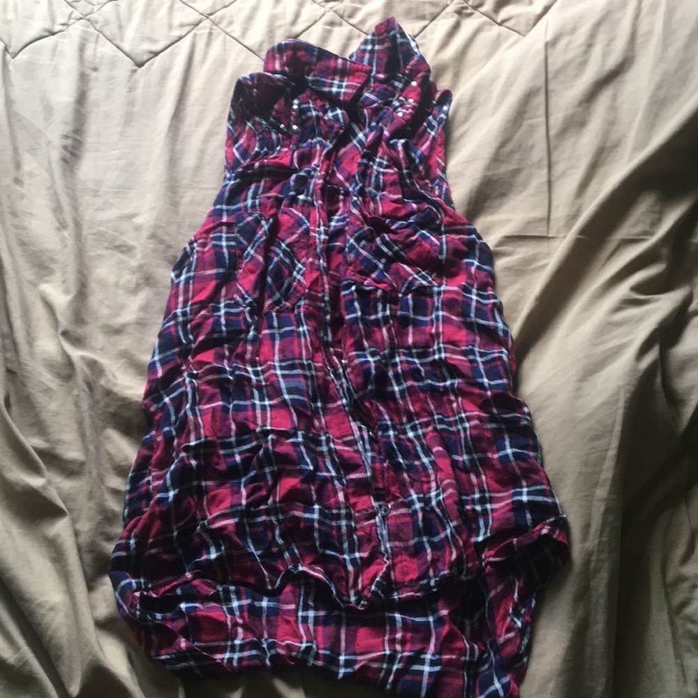 Sleeveless button up plaid tank